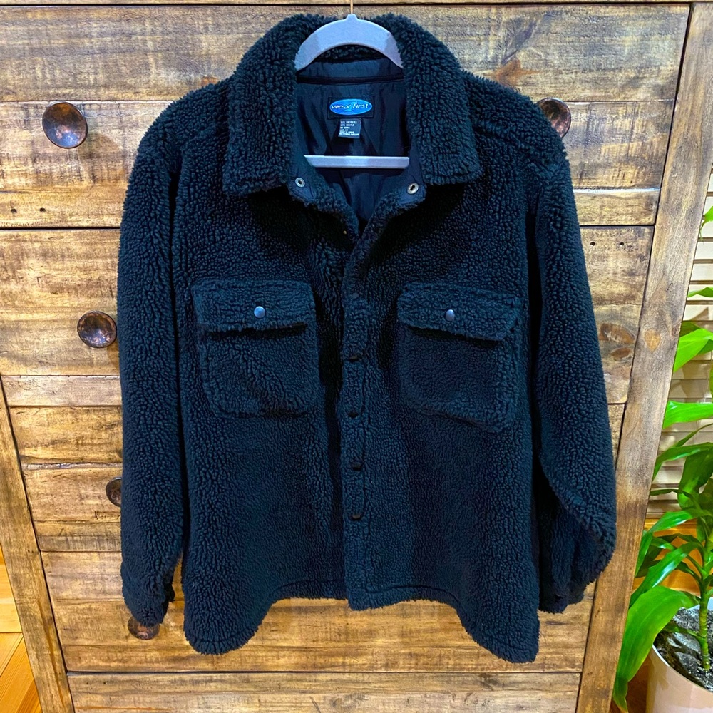 Black Shacket‎